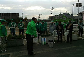 地域ビラはがし啓発活動